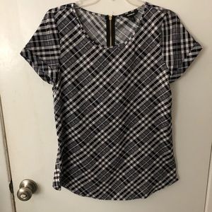 Express Tops - Plaid shirt sleeve top from express , size small Express Tops - Plaid shirt sleeve top from express , size small